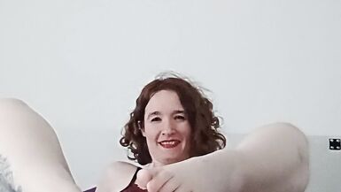 Vidéo de 2 footjobs différents - 12 image