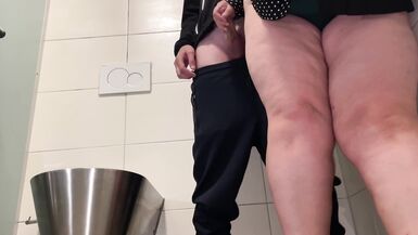 I couldn't resist and cum on my mother-in-law's thigh - 4 image