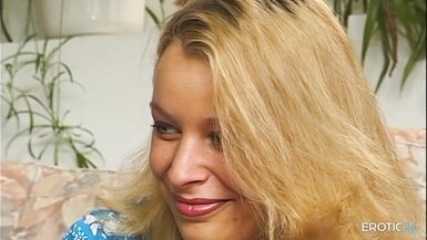 My best friend wants to try my husband's cock - 9 image