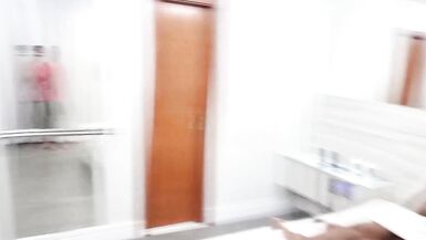 Bastidores da gravação com a BBW a dar muito cu e a foder com vários homens num dia de gravação - 10 image