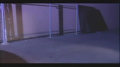 Gia Jordan suce la bite de son homme avant de la monter et de la chevaucher.