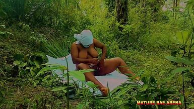 Il na pas pu tenir 3 minutes lorsquelle a écarté les jambes et demandé à jouir.