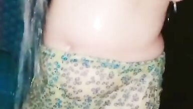 Big tits sexydesisara naked shower showing big boobs hot body - 6 image