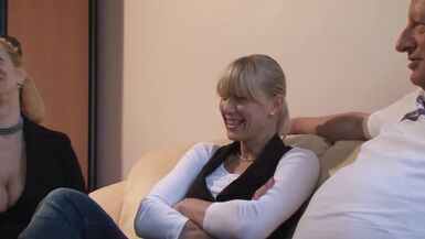 Simone wants to suck your cock too #11- spoken in German - 4 image