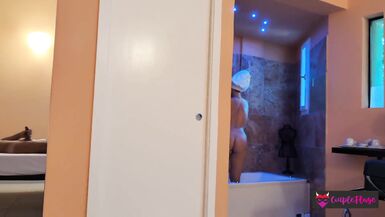 Stepmom Gets Fucked by Stepson in the Tub - 5 image