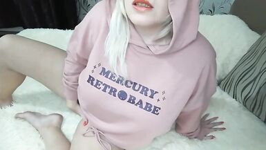 Hairy Pussy Teasing Play - 2 image