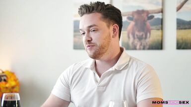 Merci pour les seins de ma belle-mère - S14:e4