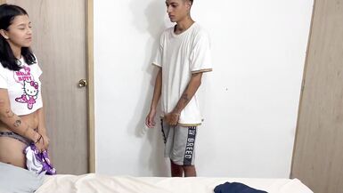 A minha meia-irmã tímida é virgem e pede-me que a foda pela primeira vez e que me venha no seu cu. - 3 image