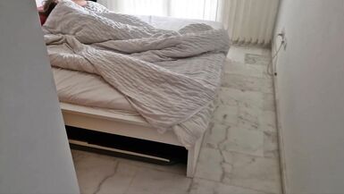 Husband had to go away early morning and he left a message to his friend where he asked to wake up wife who was still in bed - 2 image