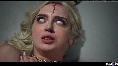 Lexi Lore Detention Sex - Professeur MILF en chaleur baisant son élève de 18 ans avec le concierge