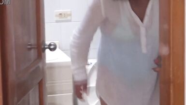 Watching stepmom pissing on the beach and in the house while I masturbate - 9 image
