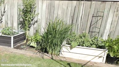 Kiwi trashy MILF pisses in the garden to make the vegetables taste even better - 1 image