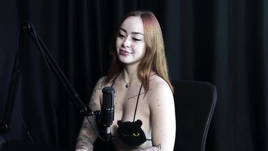 Sie wurde von der Personal Trainerin zur Produzentin von Porno-Inhalten, erzählte es ihrer Familie und wurde immer verurteilt, und sieht sich selbst als sexuell - Thaisa Redvelvet (WATCH ON: SHEER/RED) - 12 image