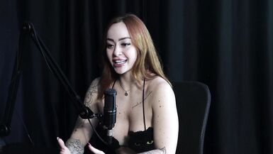 Sie wurde von der Personal Trainerin zur Produzentin von Porno-Inhalten, erzählte es ihrer Familie und wurde immer verurteilt, und sieht sich selbst als sexuell - Thaisa Redvelvet (WATCH ON: SHEER/RED) - 2 image