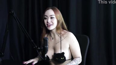 Sie wurde von der Personal Trainerin zur Produzentin von Porno-Inhalten, erzählte es ihrer Familie und wurde immer verurteilt, und sieht sich selbst als sexuell - Thaisa Redvelvet (WATCH ON: SHEER/RED) - 6 image
