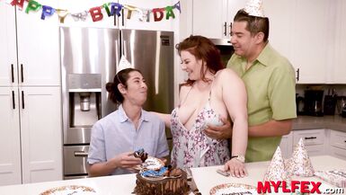 Mylfex - Step Mum Gives Away Herself to her Craved Stepson - 5 image