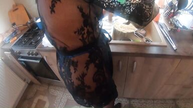 Adventures of MilfyCalla - MIX of cooking while i make sex - preview - 10 image