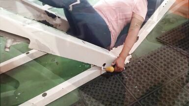 invite the big ass from the gym after her leg routine - 2 image