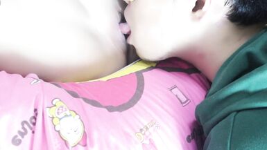 I got licked and screamed so loud that I peed my pants in the room. - 15 image