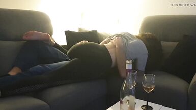 Sembrasser - séance de préliminaires avec mon amant, avant le sexe ... avec son mari qui nous filme