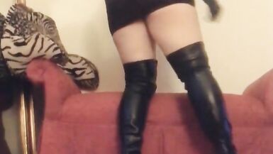 Rubbing my Thongs all over my Pussy then Packaging them up to be Sold