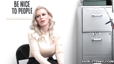 MILF Rubia Es Cojida