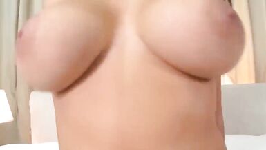 Every man would like to wake up next to her - 13 image