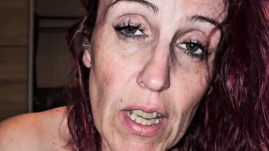 Dirty talk about anal sex and 3 sum with strangers - 13 image