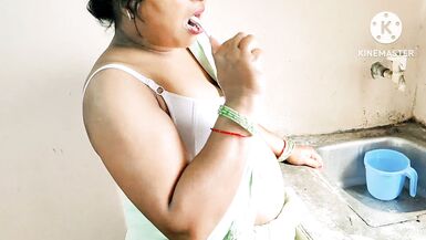 Indian Desi Mom's fuking neighbour boy's - 2 image