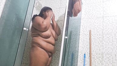 Slutty stepmom gets horny and sends video to naughty stepson making a big SQUIRT - 12 image