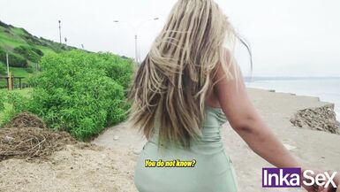 Milf with huge tits and big ass wanders around the malecon in lima Peru in need of a huge black cock. - 5 image