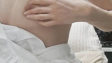 Housewife playing with pussy - 13 image