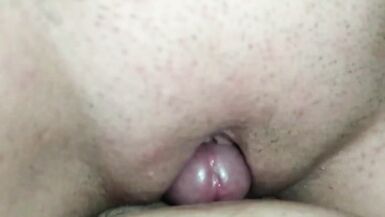 业余成熟 MILF Wife Rubbing and Rides her Pussy in POV - 13 image