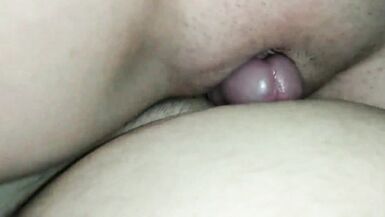 业余成熟 MILF Wife Rubbing and Rides her Pussy in POV - 8 image