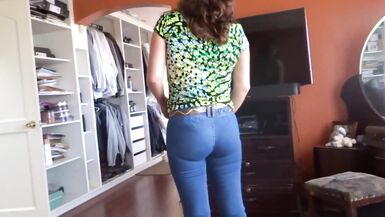 Stepmother is recorded getting dressed, lets herself be fondled, and masturbates - 13 image
