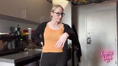 Stepmom Helps Me Move For College - 15 image