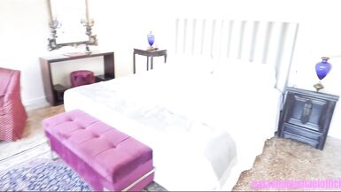Hotwife Italian Vacation Part 2 - Blowjobs In Venice - 2 image