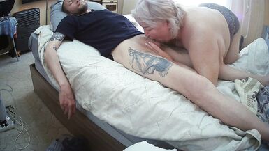 I love it when my neighbor gives a blowjob and sucked every last drop of cum out of my dick - 3 image