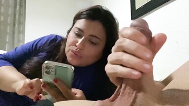 She didn't mind that I masturbated and she helped me - 12 image