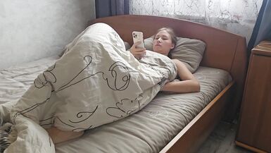 Woke up and decided to masturbate to porn! Sweet orgasm - 1 image