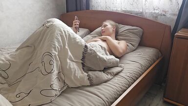Woke up and decided to masturbate to porn! Sweet orgasm - 3 image