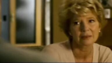 Reife Oma nach der Beerdigung ihres Mannes gefickt