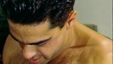 Loira excitada tem os dois buracos esticados por paus enormes - 12 image