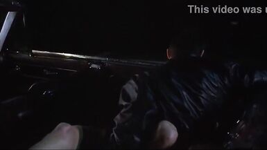 Yolanda Julien baisée dans une voiture - 7 image