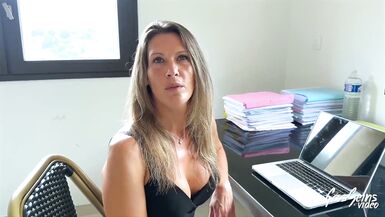 Milena, busty milf, wants to fuck - 2 image