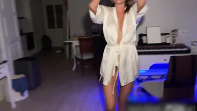 Rough Anal Fucking A Russian Hotttest Milf! - 2 image