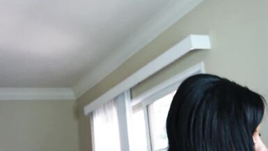 SO HORNY !!! MILF BABE