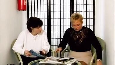 Массаж для грязных старых шлюх с озорным телом