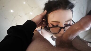 Peachgardens, the young MILF with juicy ass & big tits, gets brutally pounded and jizzed on her face - 3 image