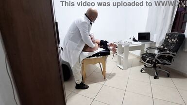 Gabi SweetCoupleStories gets fingered by her doctor during anal exam & gives a steamy handjob in panties - 9 image